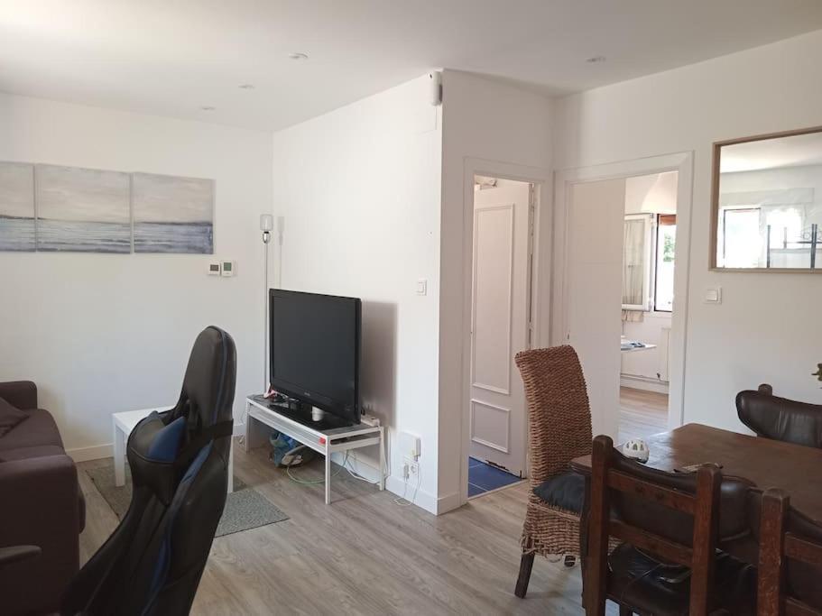 Appartamento Preciosa Casa Bi-Familiar Al Lado De Donosti. Irun Esterno foto
